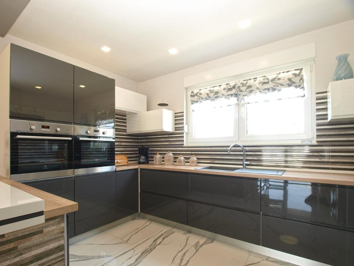 Galižana Villa Monteci 2052 מראה חיצוני תמונה