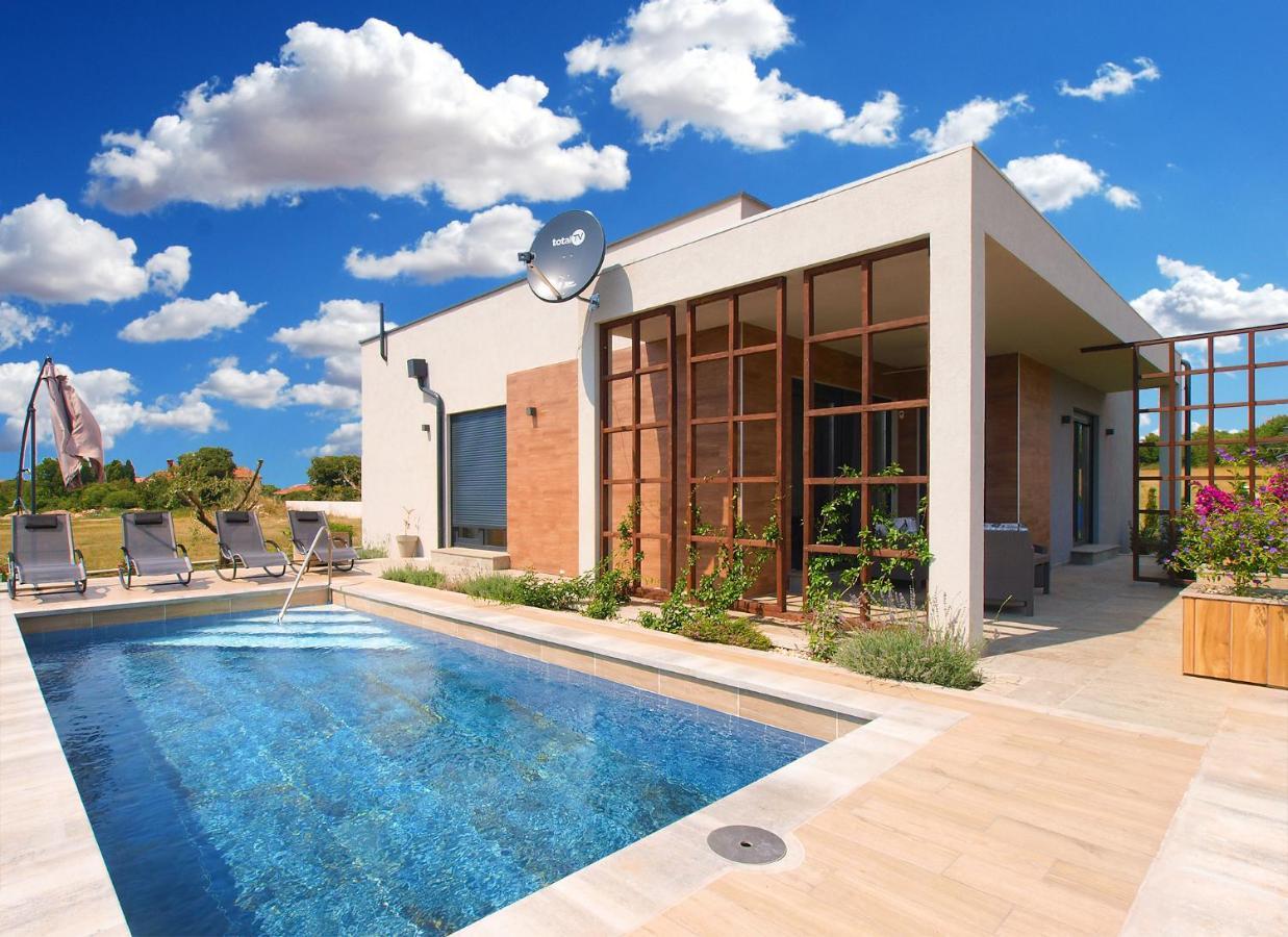 Galižana Villa Monteci 2052 מראה חיצוני תמונה