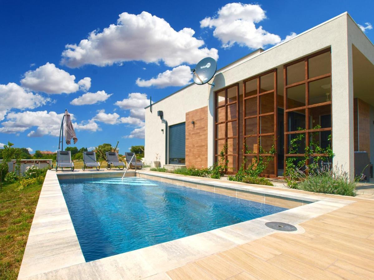 Galižana Villa Monteci 2052 מראה חיצוני תמונה