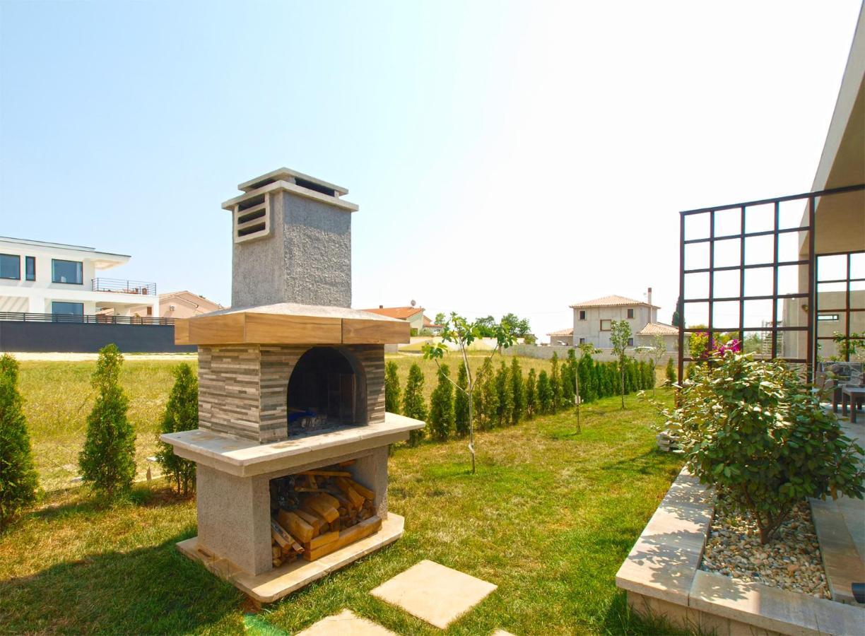 Galižana Villa Monteci 2052 מראה חיצוני תמונה