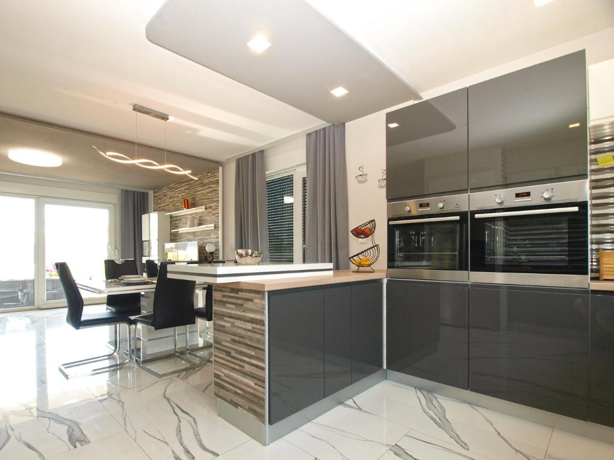 Galižana Villa Monteci 2052 מראה חיצוני תמונה