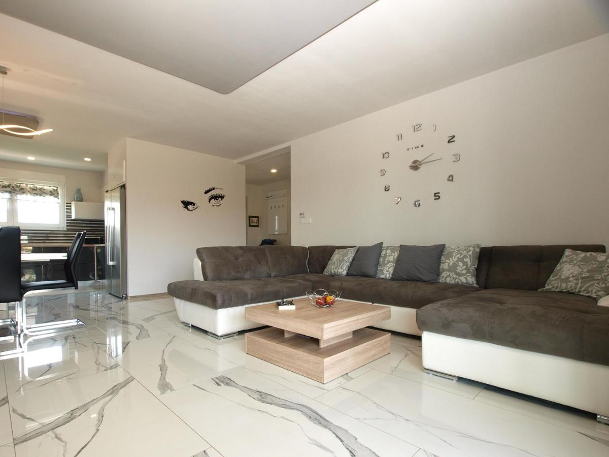Galižana Villa Monteci 2052 מראה חיצוני תמונה